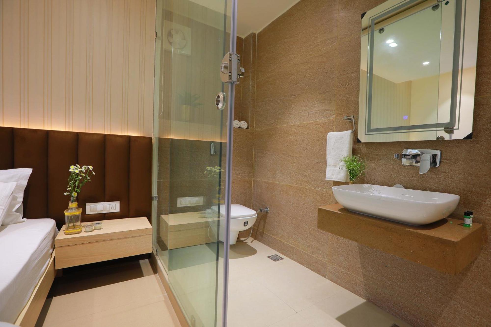 Hotel 16 Delhi  Eksteriør billede
